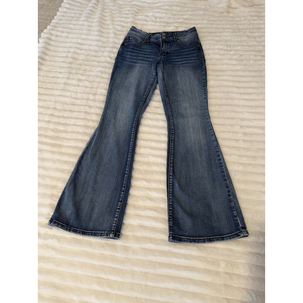 Maurices Everflex Midrise Flare Size 2 Short Women's Jeans
